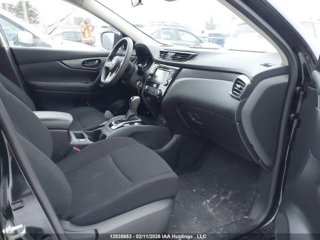 JN1BJ1AW6PW113511 Nissan Qashqai S