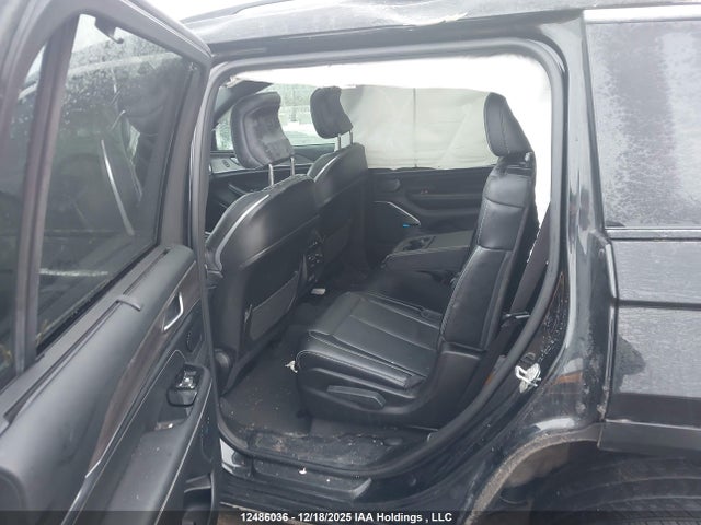 1C4RJKDG8M8127142 Jeep Grand Cherokee L Overland