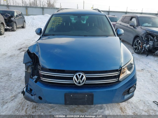 WVGNV7AX9HK037085 Volkswagen Tiguan Wolfsburg
