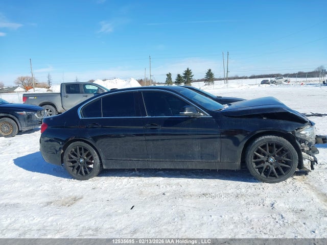 12535695 :رقم المزاد ، WBA8A3C53HK691630 vin ، 2017 Bmw 320i Xdrive مزاد بيع