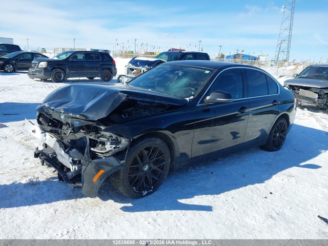 12535695 :رقم المزاد ، WBA8A3C53HK691630 vin ، 2017 Bmw 320i Xdrive مزاد بيع