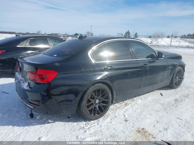 12535695 :رقم المزاد ، WBA8A3C53HK691630 vin ، 2017 Bmw 320i Xdrive مزاد بيع
