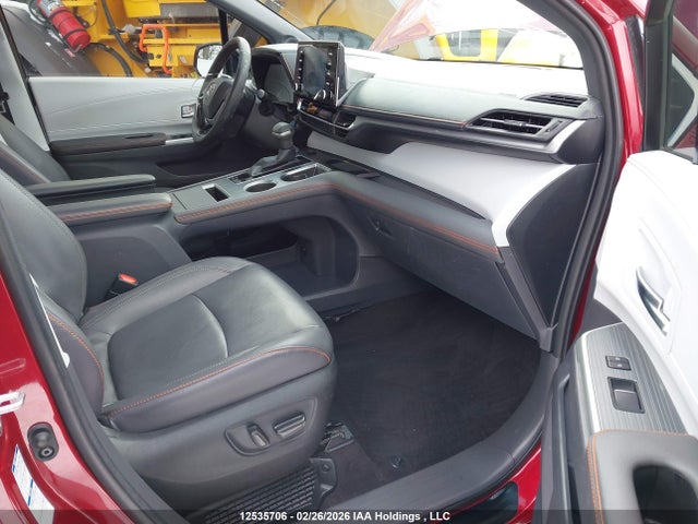 5TDGSKFC3NS064852 Toyota Sienna Le/xle/xse/limited/platinum