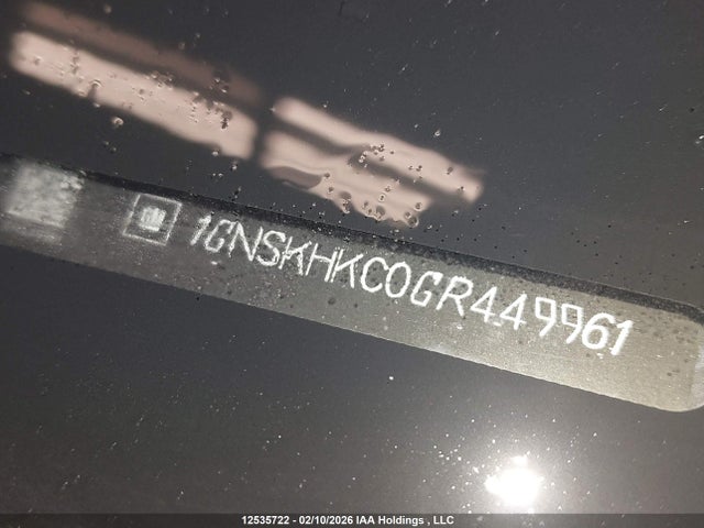Aukcja sprzedaży 2016 Chevrolet Suburban K1500 Lt, vin: 1GNSKHKC0GR449961, numer aukcji: 12535722