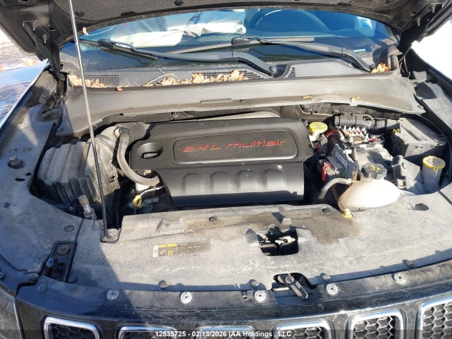 12535725 :رقم المزاد ، 3C4NJDBB4JT209870 vin ، 2018 Jeep Compass Latitude مزاد بيع