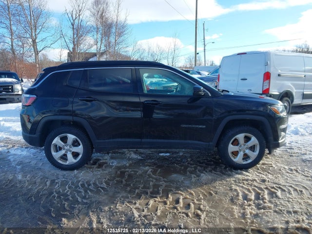 12535725 :رقم المزاد ، 3C4NJDBB4JT209870 vin ، 2018 Jeep Compass Latitude مزاد بيع