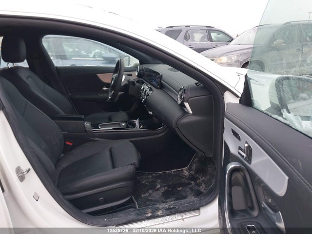 W1K5J4HB1TN573924 Mercedes-Benz CLA 250 4MATIC