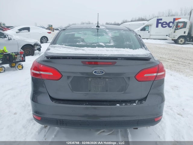 1FADP3H27JL263824 Ford FOCUS SEL