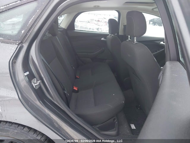 1FADP3H27JL263824 Ford FOCUS SEL