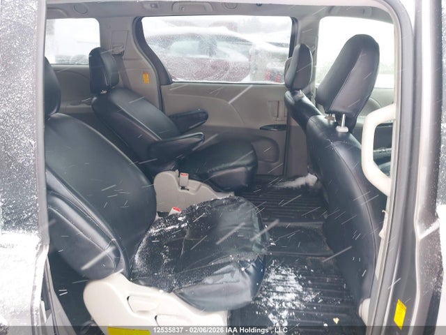 12535837 :رقم المزاد ، 5TDZK3DCXES410672 vin ، 2014 Toyota Sienna مزاد بيع