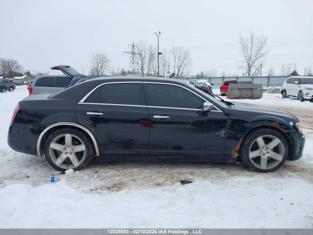 Chrysler 300c Luxury Series 2014 2C3CCAPT9EH151016 Image 13