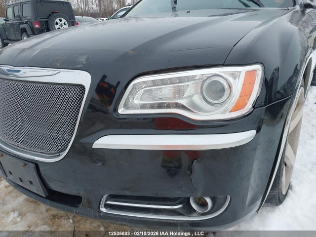 Chrysler 300c Luxury Series 2014 2C3CCAPT9EH151016 Image 18