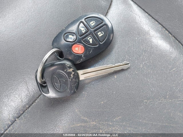 2005 Toyota Sienna Xle/xle Limited მანქანა იყიდება აუქციონზე, vin: 5TDZA22C45S287452, აუქციონის ნომერი: 12535884