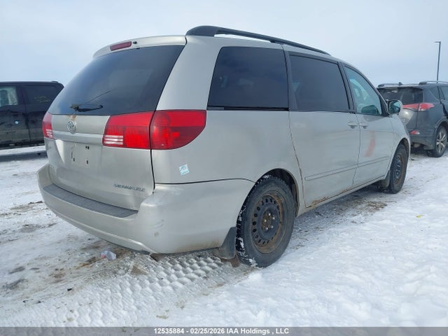 2005 Toyota Sienna Xle/xle Limited მანქანა იყიდება აუქციონზე, vin: 5TDZA22C45S287452, აუქციონის ნომერი: 12535884