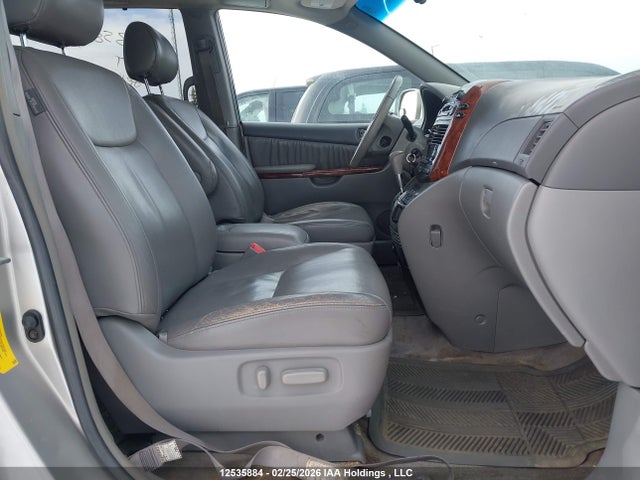 2005 Toyota Sienna Xle/xle Limited მანქანა იყიდება აუქციონზე, vin: 5TDZA22C45S287452, აუქციონის ნომერი: 12535884