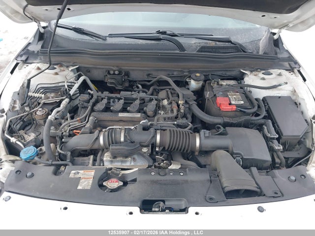 1HGCV1F9XJA809139 Honda Accord Touring