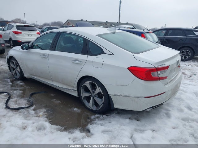 1HGCV1F9XJA809139 Honda Accord Touring