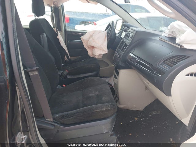 2C4RDGBG2GR360269 Dodge Grand Caravan Se/sxt