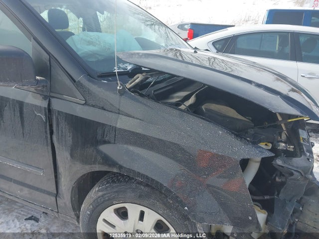 2C4RDGBG2GR360269 Dodge Grand Caravan Se/sxt