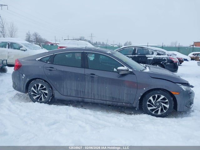 Honda Civic Ex 4dr 2018 2HGFC2F87JH008427 Image 14