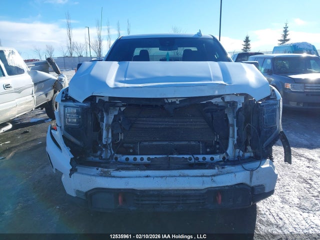 3GTUUEET3NG625887 GMC Sierra 1500 At4