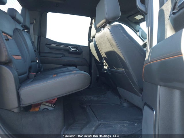 3GTUUEET3NG625887 GMC Sierra 1500 At4
