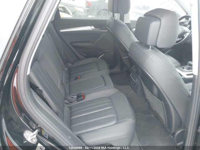 WA1ABAFY5P2119351 Audi Q5 Premium 40