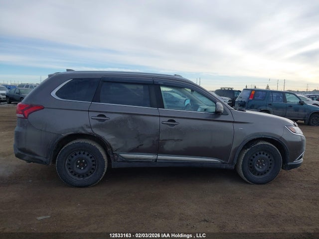 JA4JZ4AXXHZ603455 Mitsubishi OUTLANDER GT