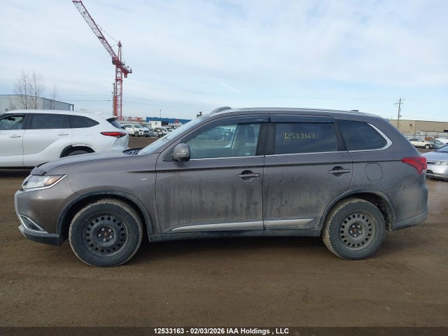 JA4JZ4AXXHZ603455 Mitsubishi OUTLANDER GT