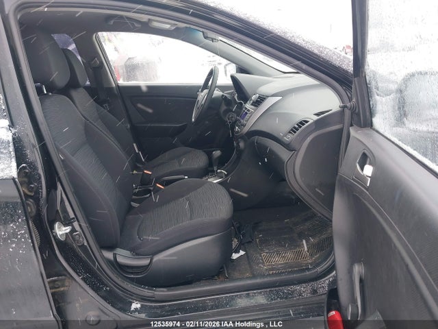 KMHCT5AE5GU253485 Hyundai ACCENT SE