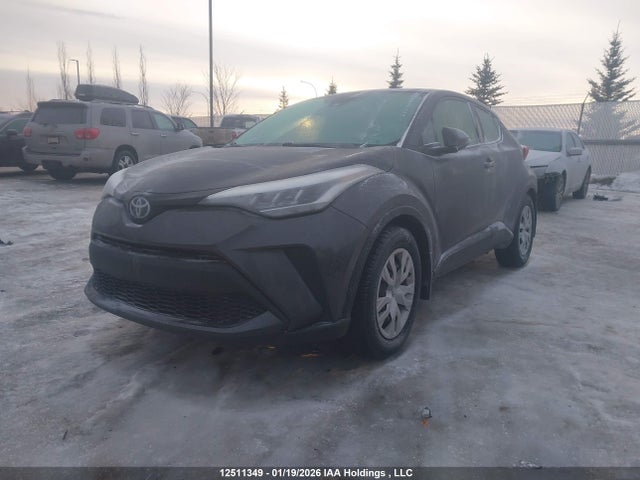 JTNKHMBX2M1108425 Toyota C-HR LE