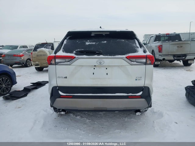 2T35WRFV4SW275624 Toyota RAV4 XSE