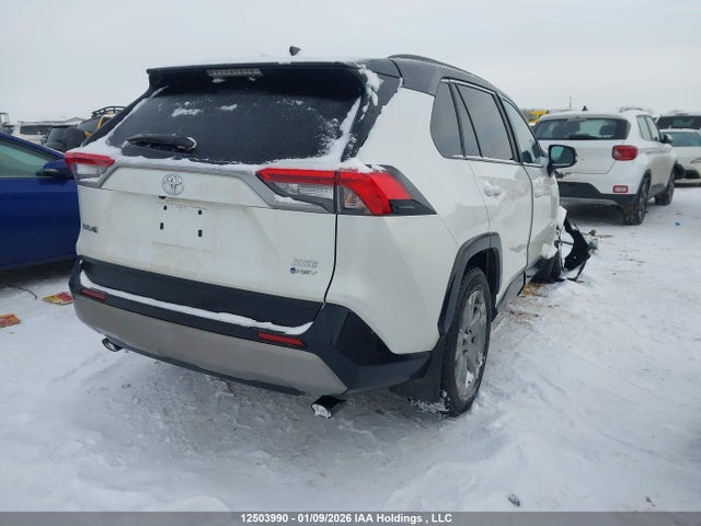 2T35WRFV4SW275624 Toyota RAV4 XSE