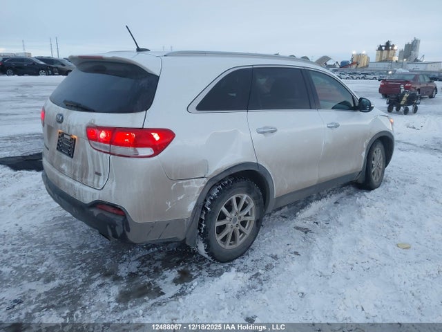 5XYPG4A39GG027227 KIA Sorento 2.4l Lx