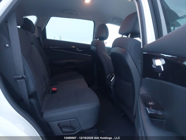 5XYPG4A39GG027227 KIA Sorento 2.4l Lx
