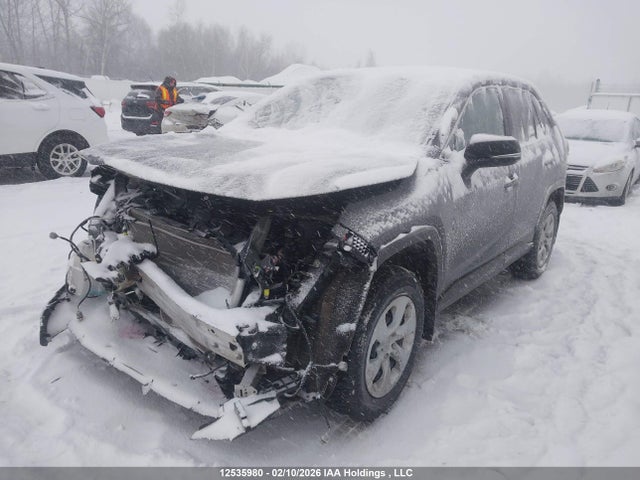 2T3B1RFV8PC366826 Toyota RAV4 LE