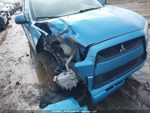12535982 :رقم المزاد ، JA4AJ3AU4BZ605572 vin ، 2011 Mitsubishi Rvr Se مزاد بيع
