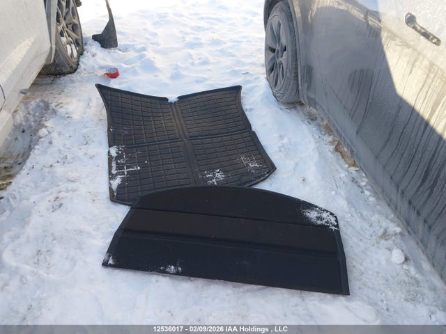 Продаж на аукціоні авто 2024 Tesla Model Y, vin: 7SAYGDEE2RF206559, номер лоту: 12536017