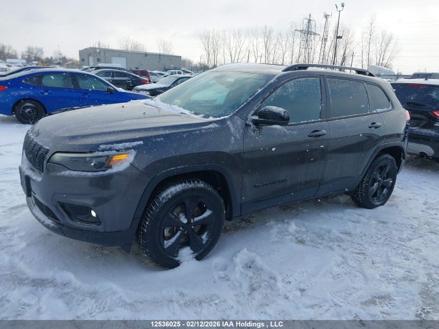 1C4PJMMX9ND549755 Jeep Cherokee Altitude