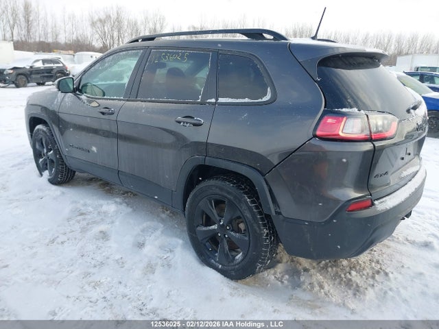 1C4PJMMX9ND549755 Jeep Cherokee Altitude
