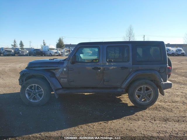 1C4HJXEM5PW530542 Jeep Wrangler Sahara