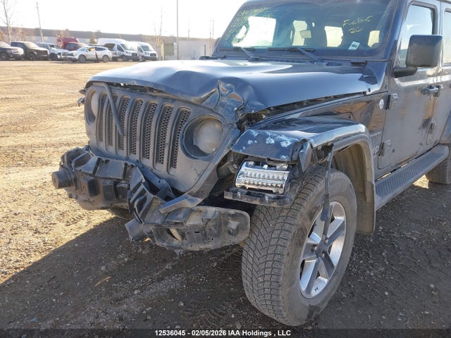 1C4HJXEM5PW530542 Jeep Wrangler Sahara