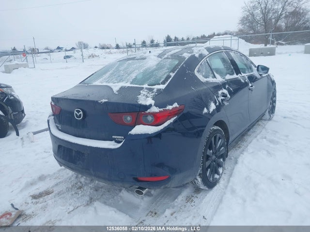JM1BPBDY8R1658382 Mazda 3 Gt