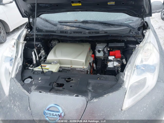 1N4BZ0CP5GC312689 Nissan Leaf S/sl/sv