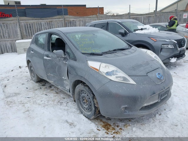 1N4BZ0CP5GC312689 Nissan Leaf S/sl/sv