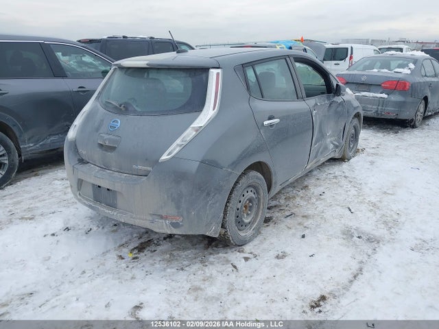 1N4BZ0CP5GC312689 Nissan Leaf S/sl/sv