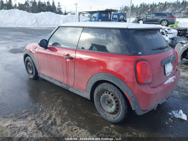 WMWXP5C37H3B15864 Mini 3 Door Cooper