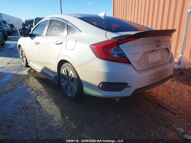 2HGFC1F90GH111667 Honda Civic Touring