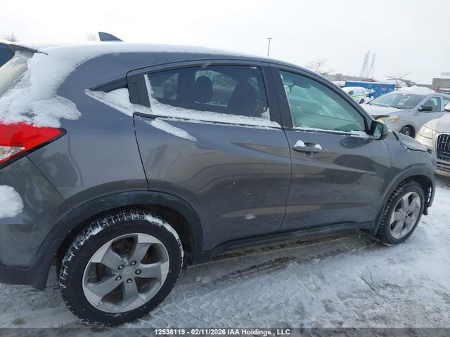 3CZRU6H3XNM104622 Honda HR-V LX