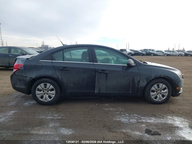 1G1PC5SB9E7332480 Chevrolet Cruze 1lt
